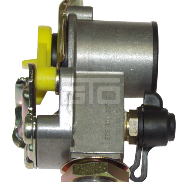 Hose Coupling with Integrated Filter